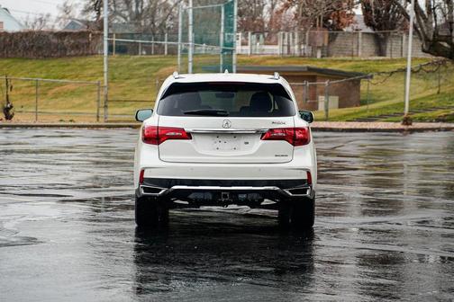 2017 Acura MDX 3.5L w/Advance Package