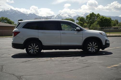 Platinum White Pearl 2020 Honda Pilot AWD EX-L