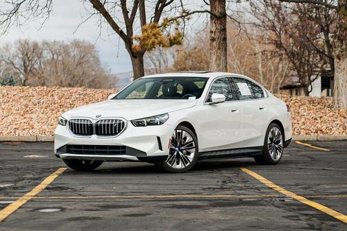 2025 BMW i5 xDrive40