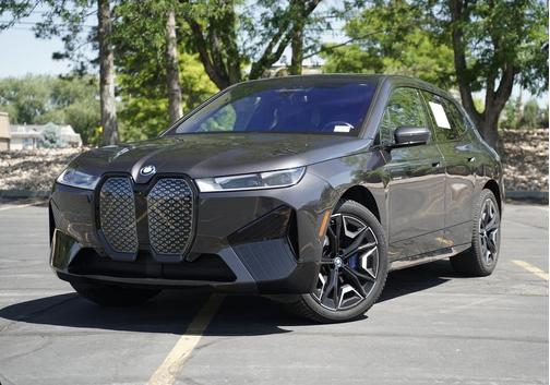 Dark Graphite Metallic 2024 BMW iX xDrive50