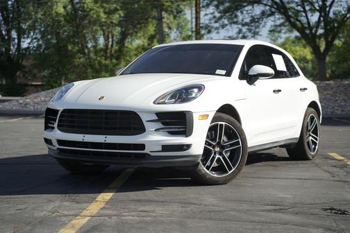White 2020 Porsche Macan Macan