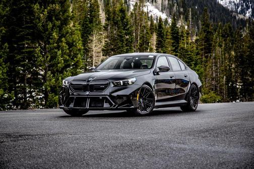 Black Sapphire Metallic 2026 BMW M5 Base