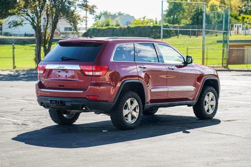 2011 Jeep Grand Cherokee Overland