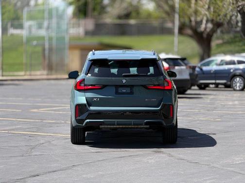 Cape York Green Metallic 2023 BMW X1 xDrive28i