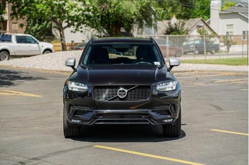 2019 Volvo XC90 T6 R-Design