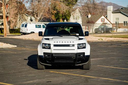 2023 Land Rover Defender 110 X-Dynamic SE