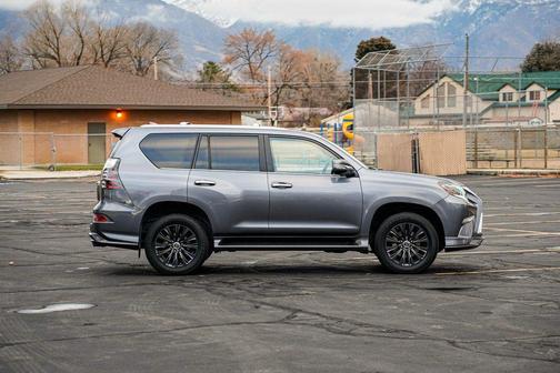 2023 Lexus GX 460 Premium