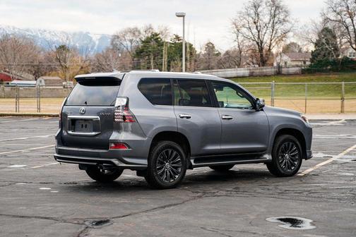 2023 Lexus GX 460 Premium