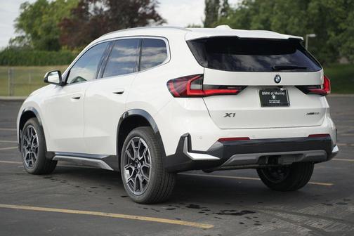 Alpine White 2026 BMW X1 xDrive28i