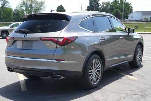 Liquid Carbon Metallic 2022 Acura MDX Advance Package