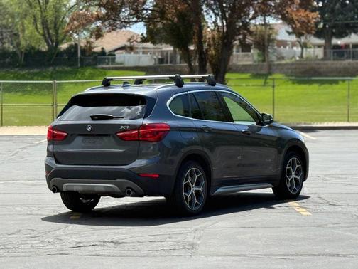 Mineral Gray Metallic 2018 BMW X1 xDrive28i
