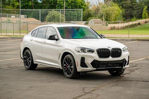 2023 BMW X4 M40i