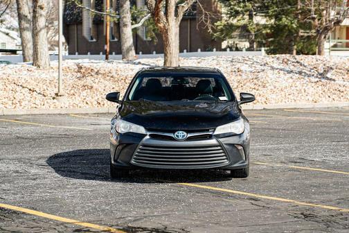 2017 Toyota Camry Hybrid XLE