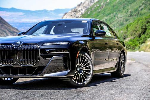 2025 BMW 760 i xDrive