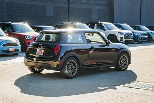 2025 MINI Hardtop Cooper