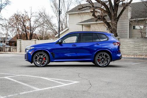 2026 BMW X5 M60i