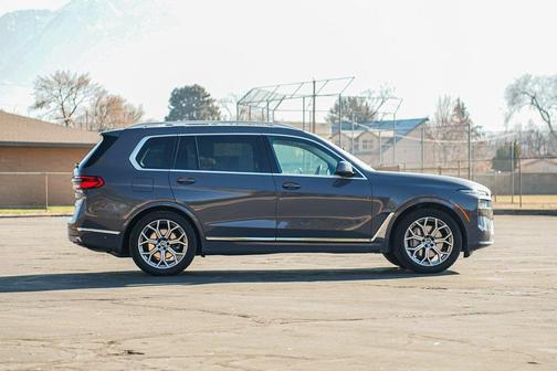 2023 BMW X7 xDrive40i
