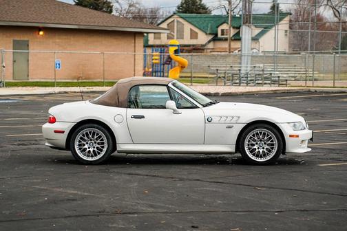 2001 BMW Z3 3.0i