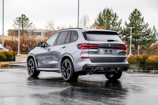 2026 BMW X5 M60i