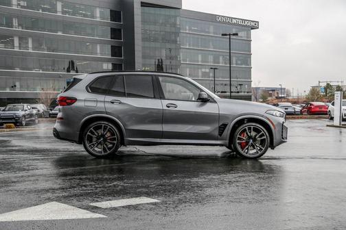 2026 BMW X5 M60i