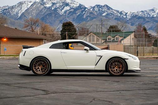 2009 Nissan GT-R Premium