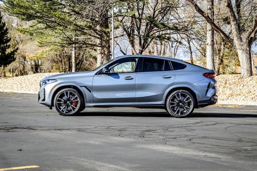 2026 BMW X6 M60i