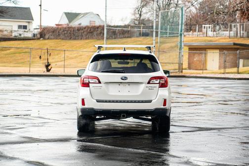 2017 Subaru Outback 3.6R Touring