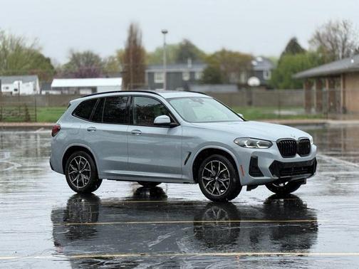 Brooklyn Grey Metallic 2023 BMW X3 xDrive30i