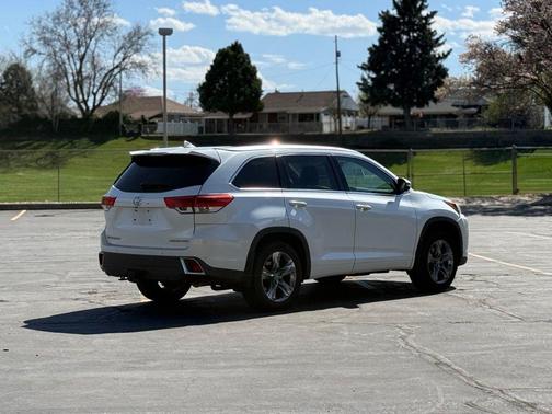 Blizzard Pearl 2018 Toyota Highlander Limited