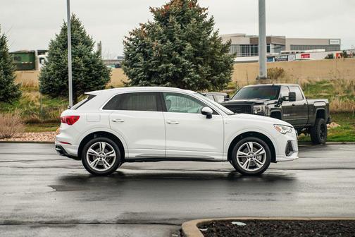 2020 Audi Q3 45 S line Premium Plus