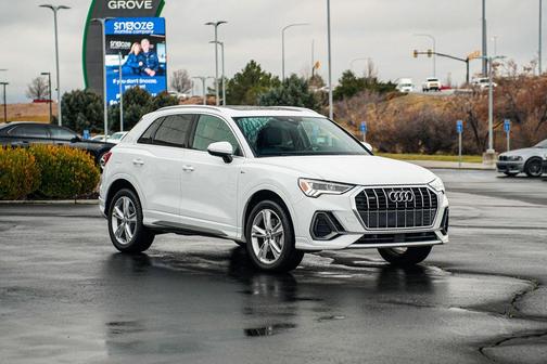 2020 Audi Q3 45 S line Premium Plus
