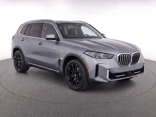 Skyscraper Grey Metallic 2024 BMW X5 xDrive40i