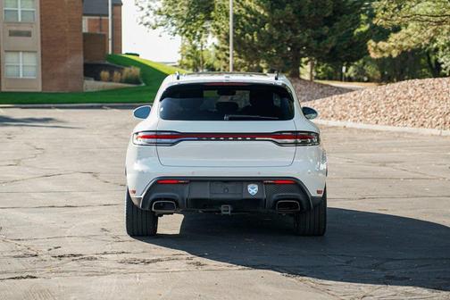 2023 Porsche Macan T