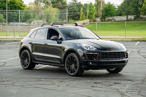 2017 Porsche Macan Base