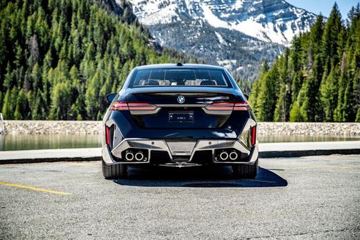 Black Sapphire Metallic 2026 BMW M5 Base