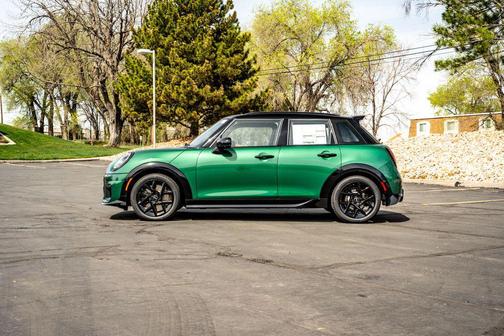 British Racing Green 2026 MINI Hardtop Cooper S