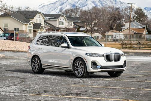 2022 BMW X7 xDrive40i