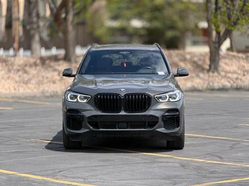 Dravit Grey Metallic 2022 BMW X5 M50i