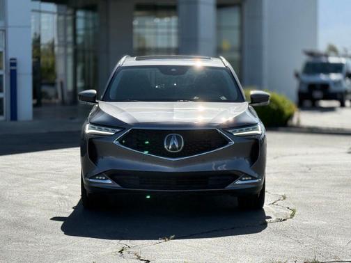 Lunar Silver Metallic 2023 Acura MDX Advance Package