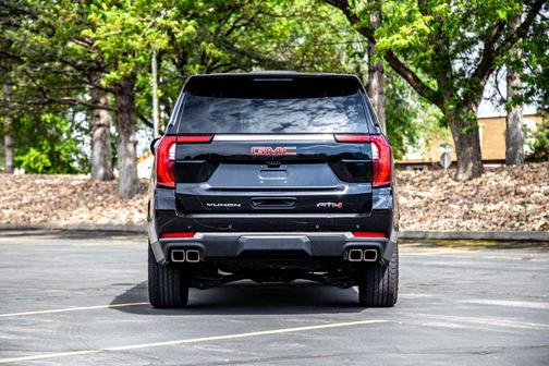 Onyx Black 2025 GMC Yukon 4WD AT4 Ultimate