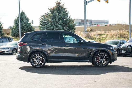 Dravit Grey Metallic 2025 BMW X5 M60i