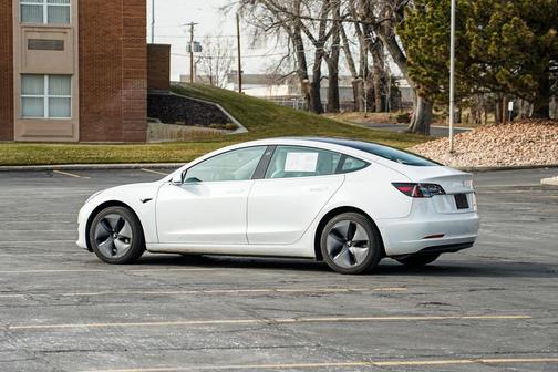 2020 Tesla Model 3 Long Range