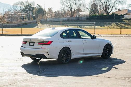 2021 BMW 330 xDrive