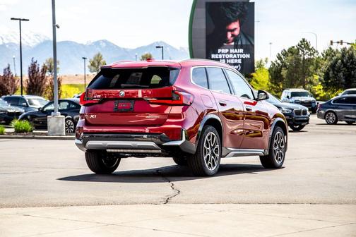 Vegas Red Metallic 2026 BMW X1 xDrive28i