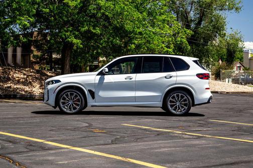 Alpine White 2026 BMW X5 xDrive40i