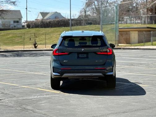 Cape York Green Metallic 2023 BMW X1 xDrive28i