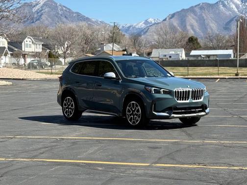 Cape York Green Metallic 2023 BMW X1 xDrive28i