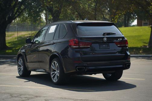 Carbon Black Metallic 2018 BMW X5 xDrive50i
