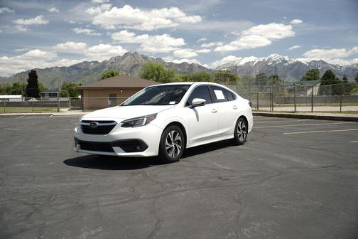 Crystal White Pearl 2021 Subaru Legacy Premium