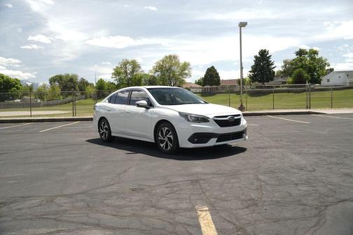 Crystal White Pearl 2021 Subaru Legacy Premium
